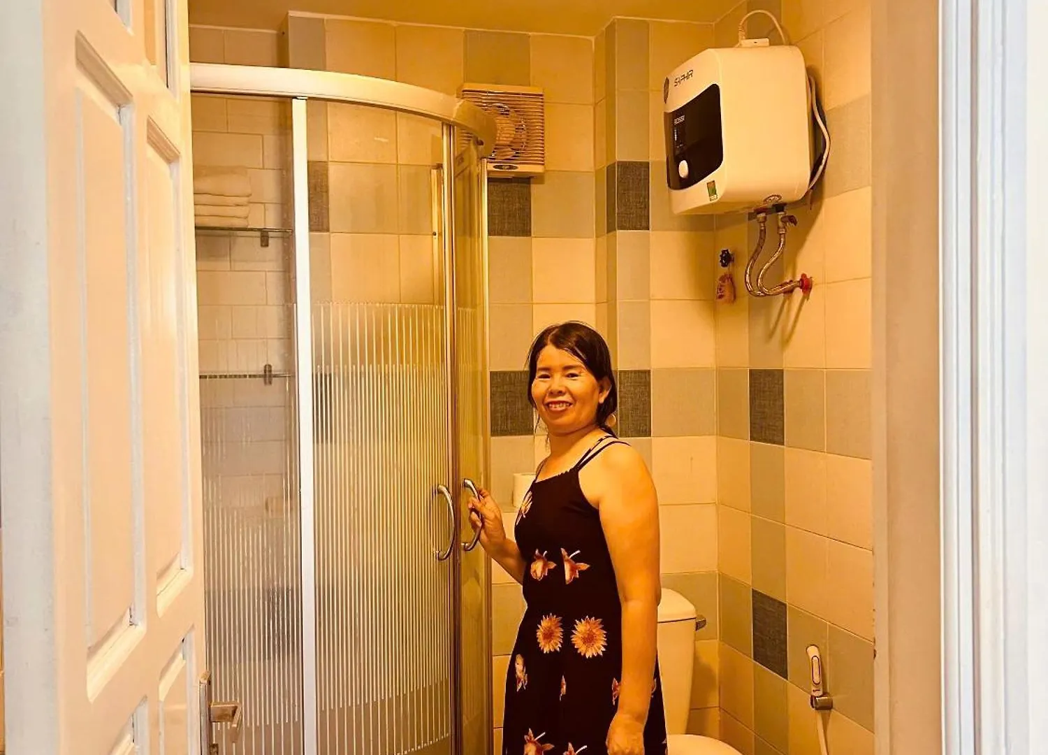 Khang Homestay Da Nang 0*,  Vietnam